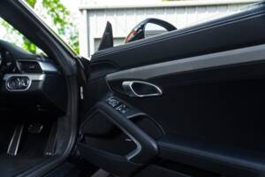 Bild 39/57 von Porsche 911 Carrera (2016)