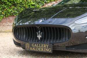 Image 27/50 of Maserati GranTurismo S (2008)