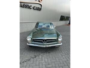 Image 9/50 of Mercedes-Benz 280 SL (1968)