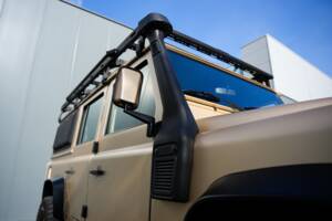 Bild 37/58 von Land Rover Defender 110 (2013)