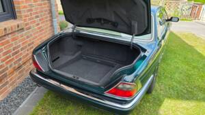 Image 6/26 of Jaguar XJ 6 4.0 Sovereign (1996)
