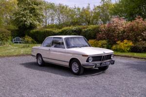 Imagen 42/50 de BMW 1802 (1975)
