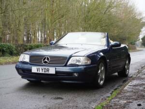 Image 3/26 of Mercedes-Benz SL 280 (1999)
