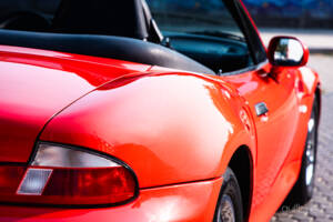 Bild 21/45 von BMW Z3 2.2i (2000)