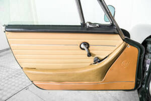 Image 32/50 of Volvo 1800 E (1971)