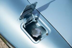 Image 24/50 de Jaguar Type E 3.8 (1964)