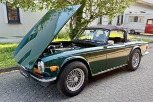 Image 7/24 de Triumph TR 6 (1973)