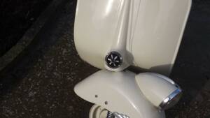 Immagine 27/38 di Piaggio Vespa 125 (1957)
