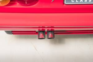 Bild 23/43 von Ferrari 328 GTS (1985)