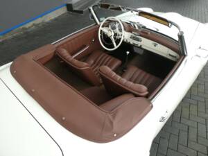 Afbeelding 15/29 van Mercedes-Benz 190 SL (1956)