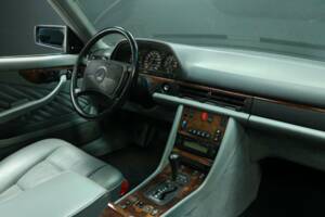 Afbeelding 39/50 van Mercedes-Benz 560 SEC (1991)