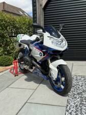 Image 3/10 of BMW HP2 Sport (2010)