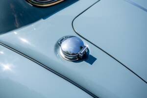 Image 11/50 of Jaguar XK 140 FHC (1955)