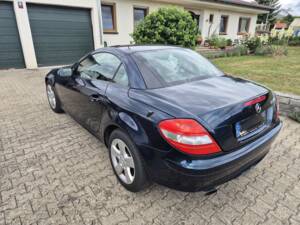 Afbeelding 21/22 van Mercedes-Benz SLK 200 Kompressor (2006)