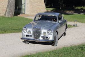 Image 3/50 of Lancia Aurelia B20 GT 2500 (1957)