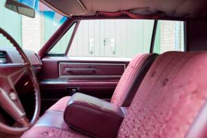 Bild 153/200 von Cadillac Coupe DeVille (1968)