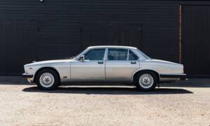 Imagen 2/50 de Jaguar XJ 6 4.2 (1982)