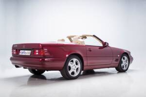 Image 13/45 of Mercedes-Benz SL 280 "Final Edition" (2001)