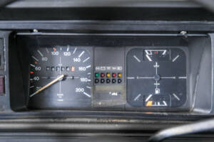 Immagine 15/50 di Volkswagen Golf I Diesel 1.6 (1983)