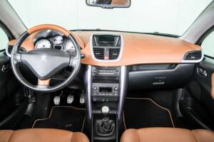 Image 7/50 de Peugeot 207 CC 1.6 VTi (2008)