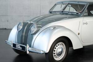 Immagine 3/50 di Adler 2.5 Litre Sport (1938)