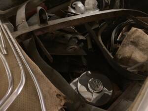 Imagen 3/4 de Volkswagen Karmann Ghia 1600 L (1968)