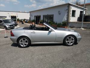 Imagen 29/38 de Mercedes-Benz SLK 200 Kompressor (2002)