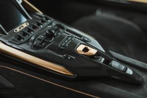 Image 26/68 of Lamborghini Sián FKP 37 (2021)