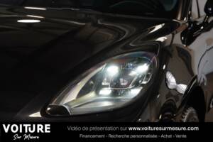 Image 20/29 de Porsche Macan Turbo (2017)