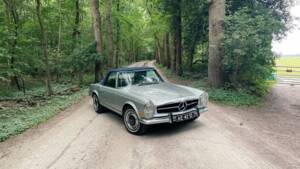 Image 3/8 of Mercedes-Benz 280 SL (1970)