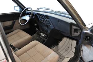 Bild 20/28 von Lancia Beta Trevi 1600 (1984)