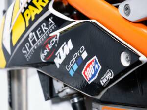 Image 21/47 of KTM DUMMY (2015)