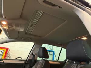 Bild 11/19 von Volkswagen Golf VI 1.2 TSI (2012)