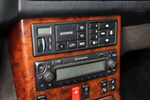 Bild 18/50 von Mercedes-Benz 500 SL (1991)