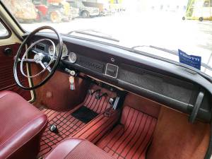 Bild 22/29 von NSU Prinz 4 L (1971)