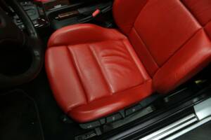 Immagine 14/50 di BMW 328i (1997)