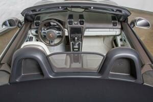 Image 24/32 of Porsche Boxster S (2012)