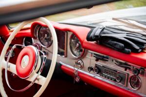 Image 15/20 de Mercedes-Benz 230 SL (1965)