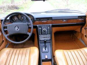 Mercedes-Benz 350 SE Limousine (W 116) silberdistel metallic 1977