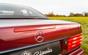 Image 19/47 of Mercedes-Benz SL 280 (1996)