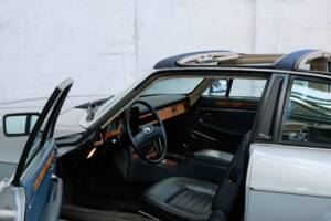 Image 13/47 of Jaguar XJ-SC 5.3 (1987)