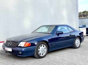 Image 3/19 of Mercedes-Benz SL 500 (1993)