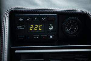 Image 28/48 of Lamborghini Diablo (1991)