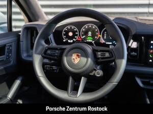 Imagen 11/34 de Porsche Cayenne Coupé E-Hybrid (2026)
