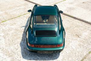 Image 2/35 of Porsche 911 Carrera 2 (1990)