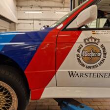 Image 29/70 of BMW M3 (1990)