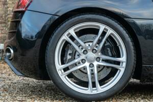 Image 19/50 de Audi R8 V10 (2011)