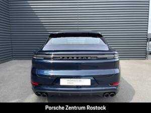 Bild 5/31 von Porsche Cayenne Coupé E-Hybrid (2025)
