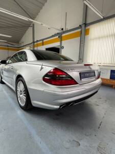 Image 29/29 of Mercedes-Benz SL 55 AMG (2002)
