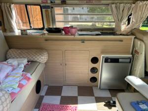 Bild 16/51 von Volkswagen T2a Kombi (1971)